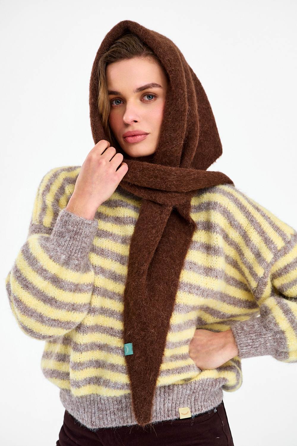 Apaszka Alpaca Espresso - Image 6