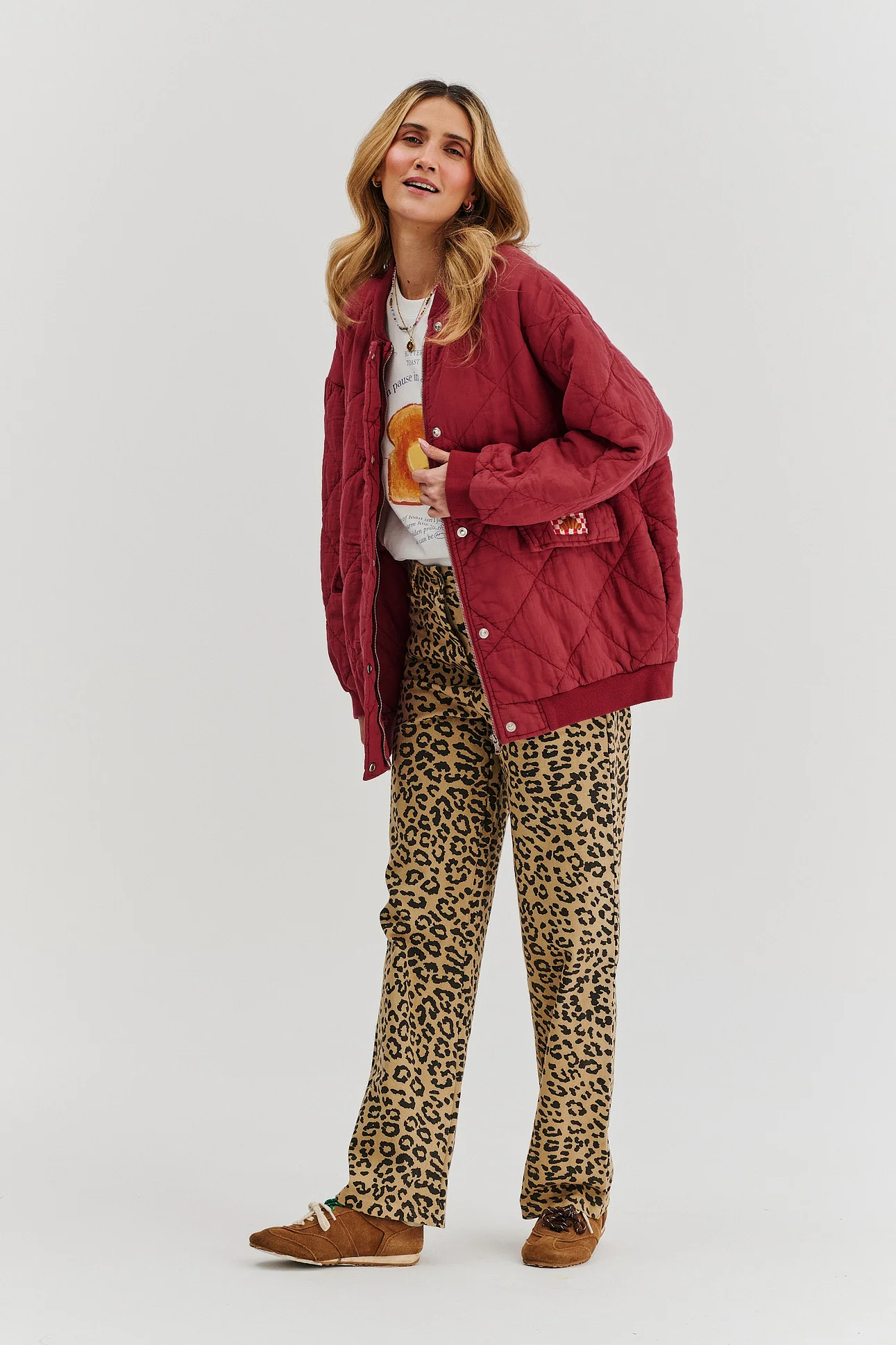 Bomberka pikowana oversize Smoky Blush - Image 16