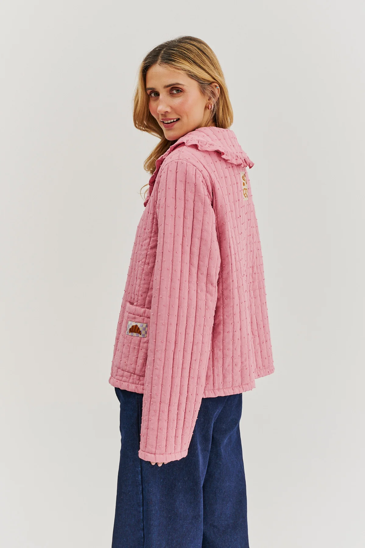 Lekka kurtka pikowana Rosy Blush - Image 18