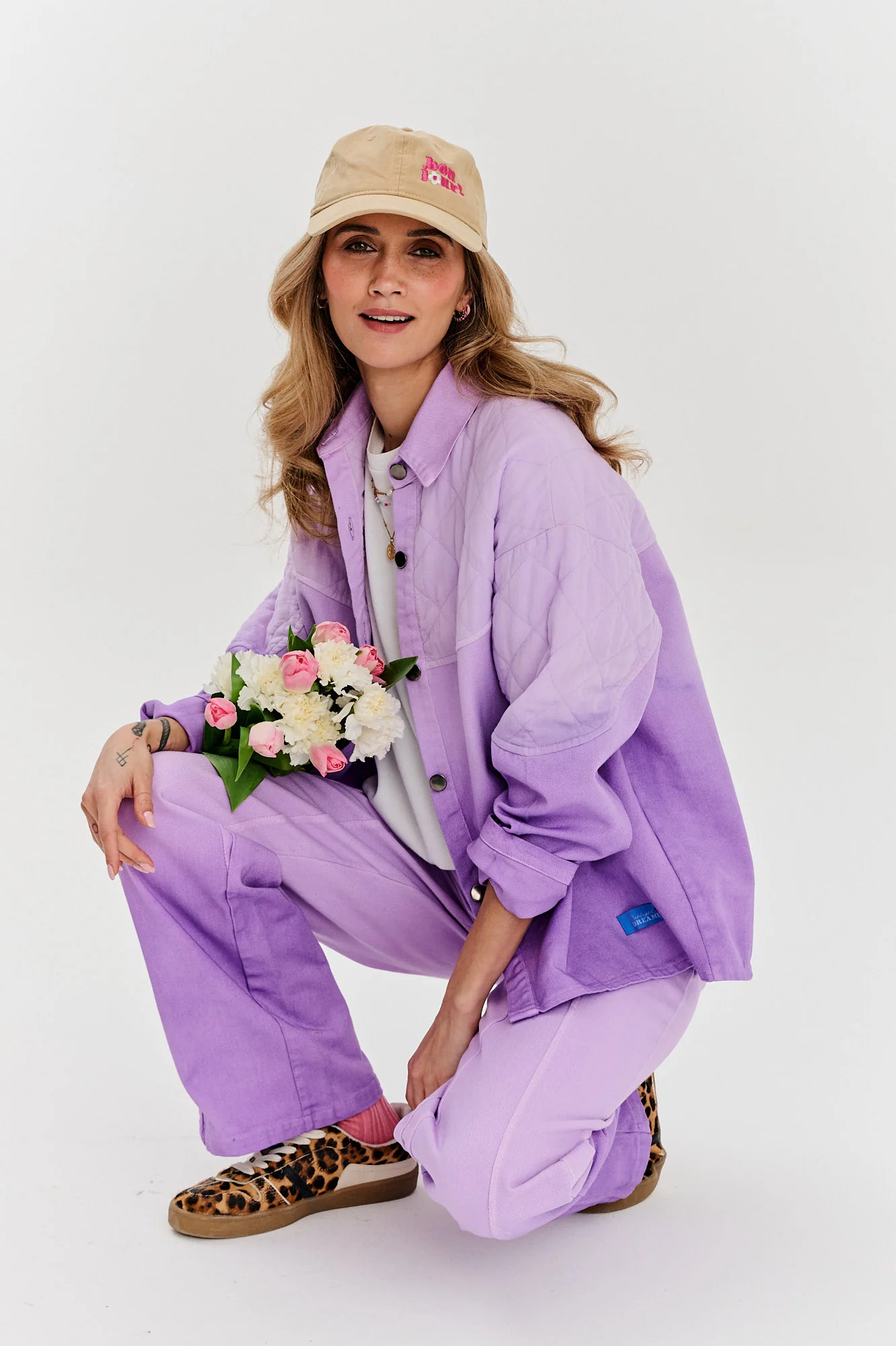Spodnie jeansowe Mauve Serenity - Image 4