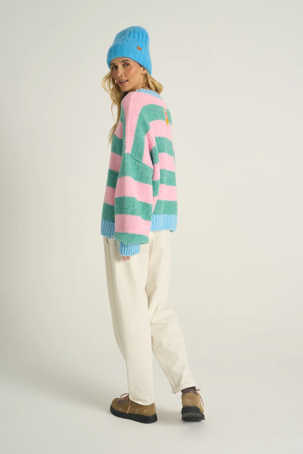 Sweter z wełną Cozy Bubble - Image 13