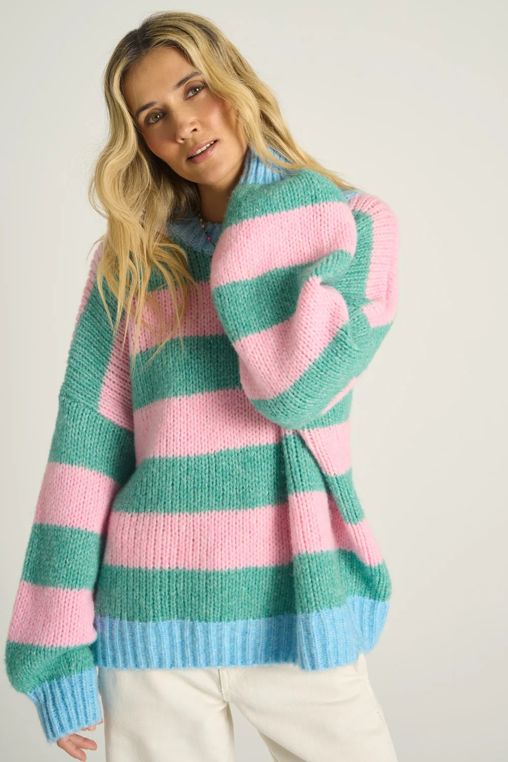 Sweter z wełną Cozy Bubble - Image 16
