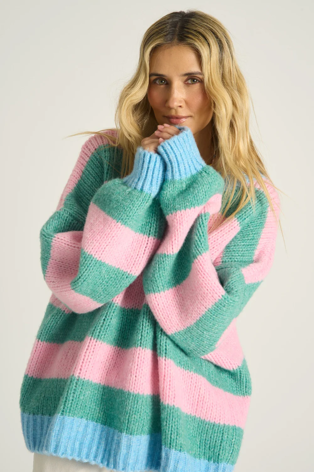 Sweter z wełną Cozy Bubble - Image 22
