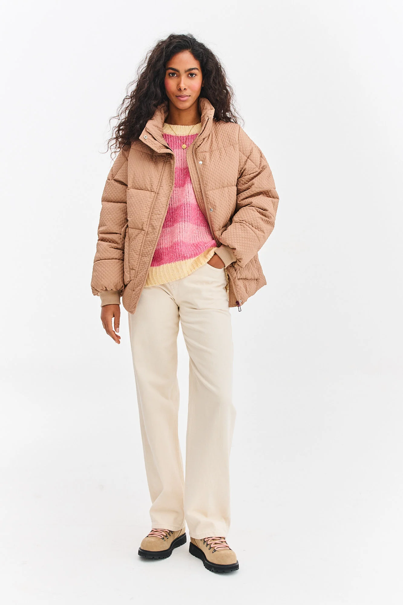 Sweter z wełną Strawberry Cream - Image 29
